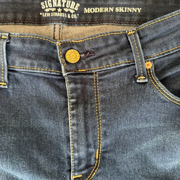 Levi's Signature Modern Skinny Jeans - Deep Indigo size 16 - Picture 3 of 10